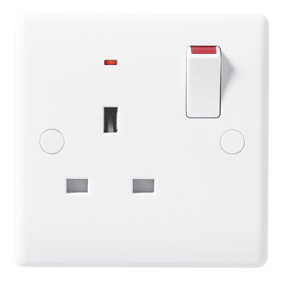 1 Gang White Round Edge Socket Outlet With Indicator 